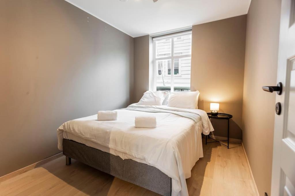 New! Modern Apartment In Historic Area Of Bergen! Екстер'єр фото